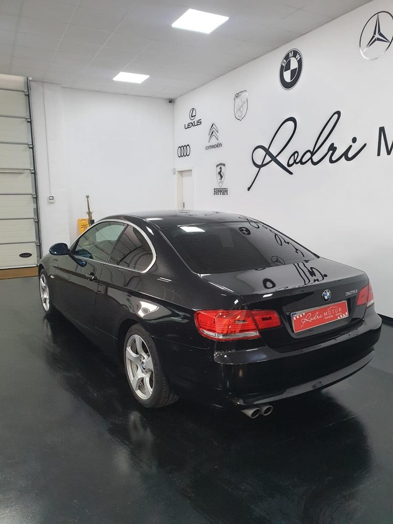 Foto 3 BMW 325 I (10.900€)