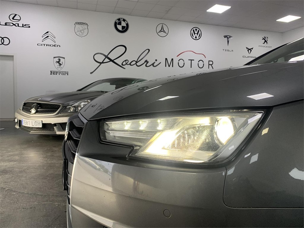 Foto 24 AUDI A4 AVANT 2.0 TDI 150CV