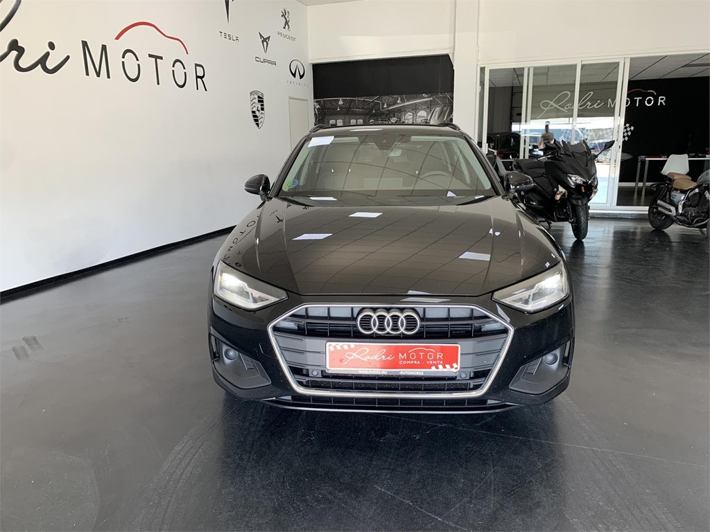 Foto 4 AUDI A4 AVANT 2.0TDI HIBRIDO 140CV