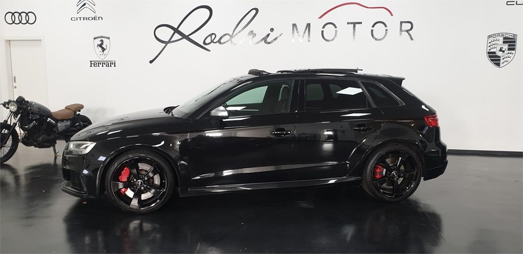 Foto 18 AUDI RS3 42.000€