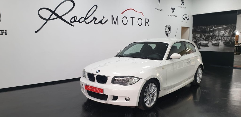 Foto 1 BMW 120D  8.900€