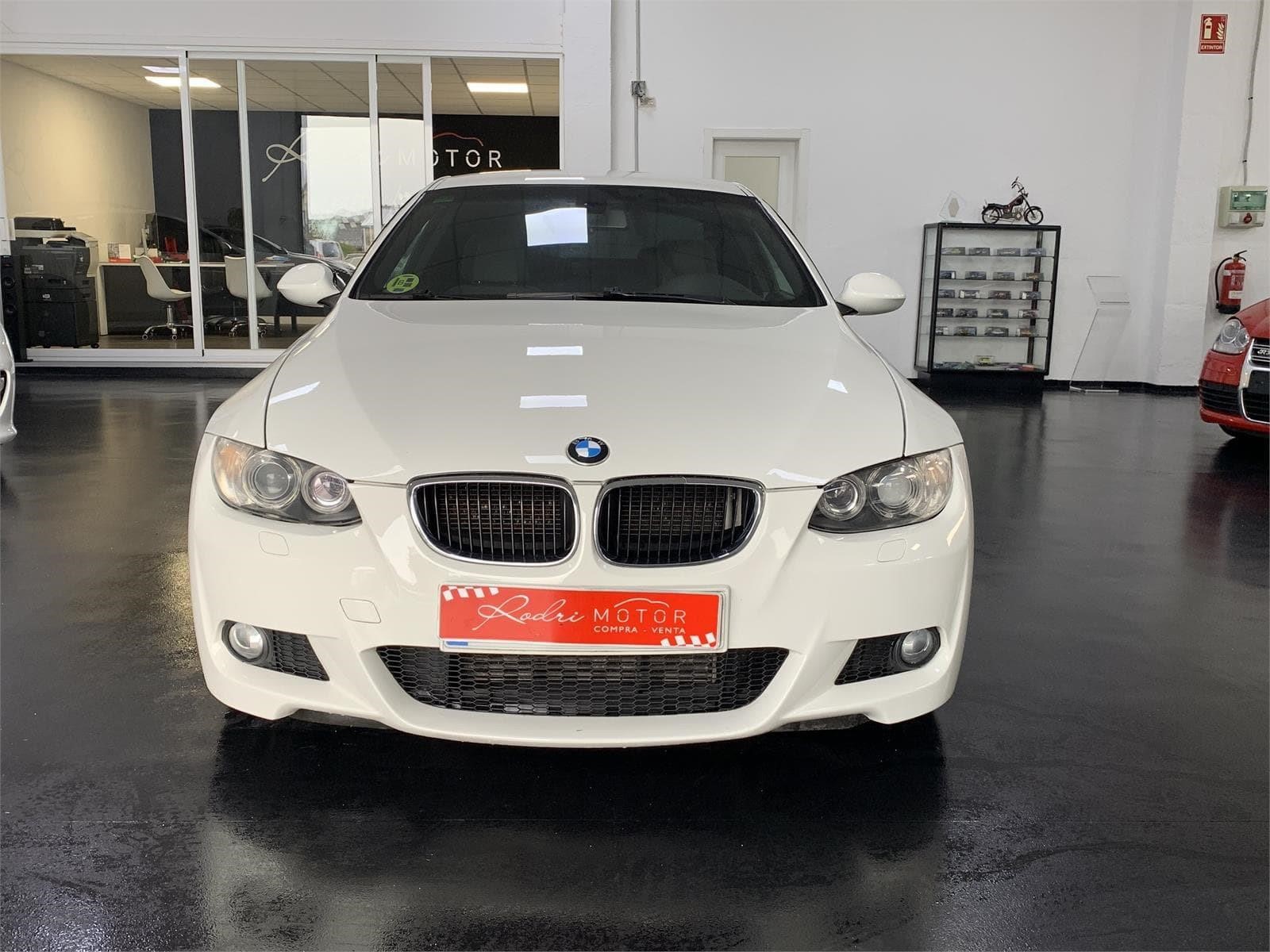 BMW 320 D E92 COUPE PAK M