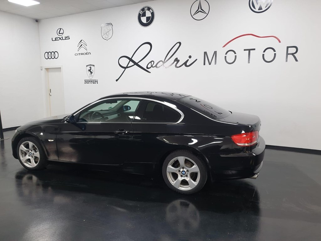 Foto 10 BMW 325 I (10.900€)