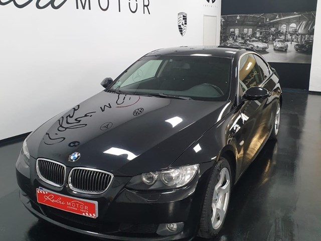 BMW 325 I (10.900€)