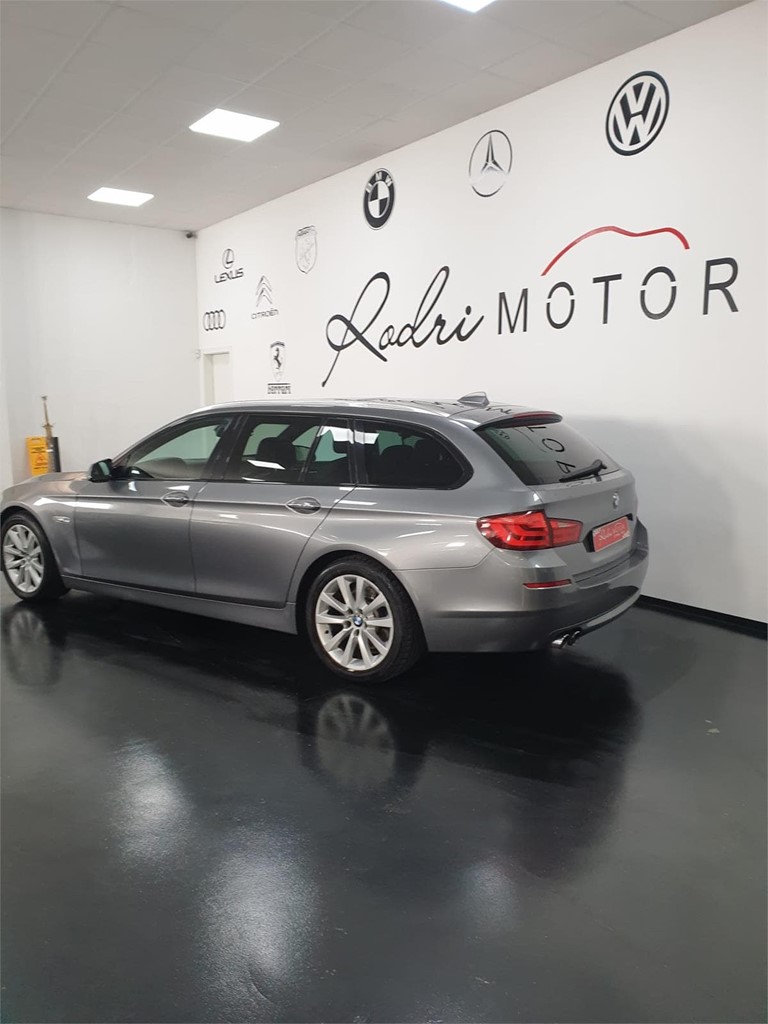 Foto 19 BMW 520D (14.990)