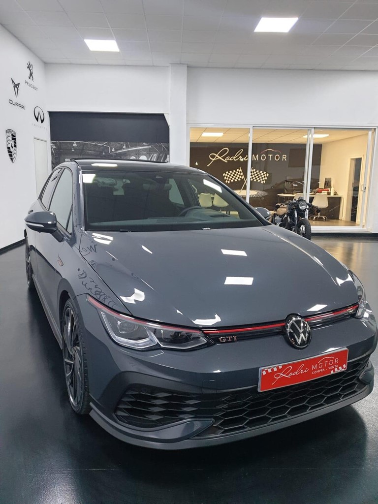 Foto 13 GOLF GTI  VIII CLUB SPORT