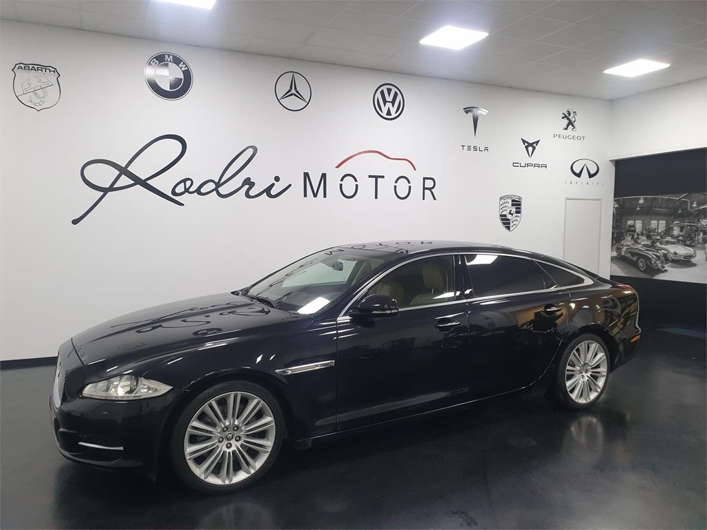 Foto 20 JAGUAR XJ  3.0 V6D LEB PREMIUN XL