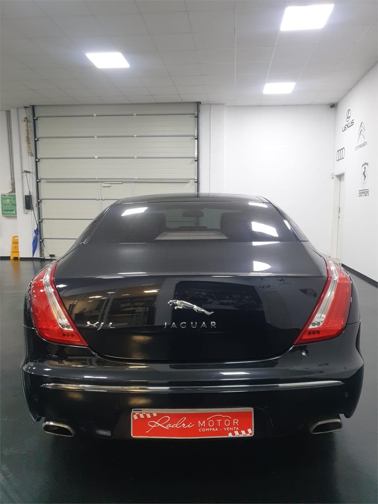 Foto 5 JAGUAR XJ  3.0 V6D LEB PREMIUN XL