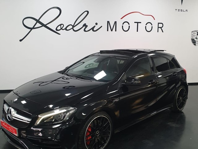 MERCEDES A 45 AMG