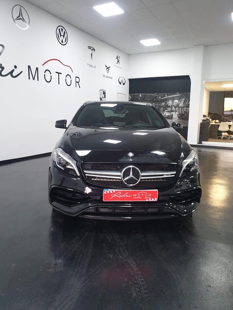 Foto 2 MERCEDES A 45 AMG