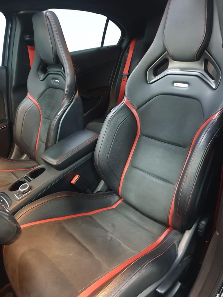 Foto 12 MERCEDES AMG A 45