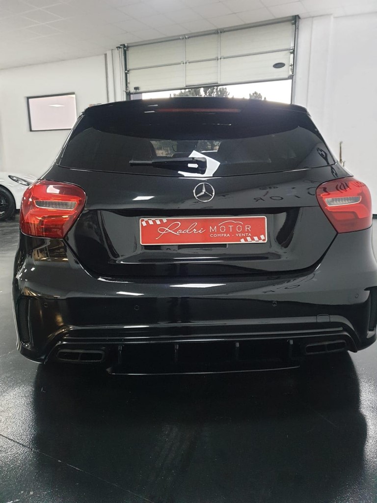 Foto 17 MERCEDES AMG A 45