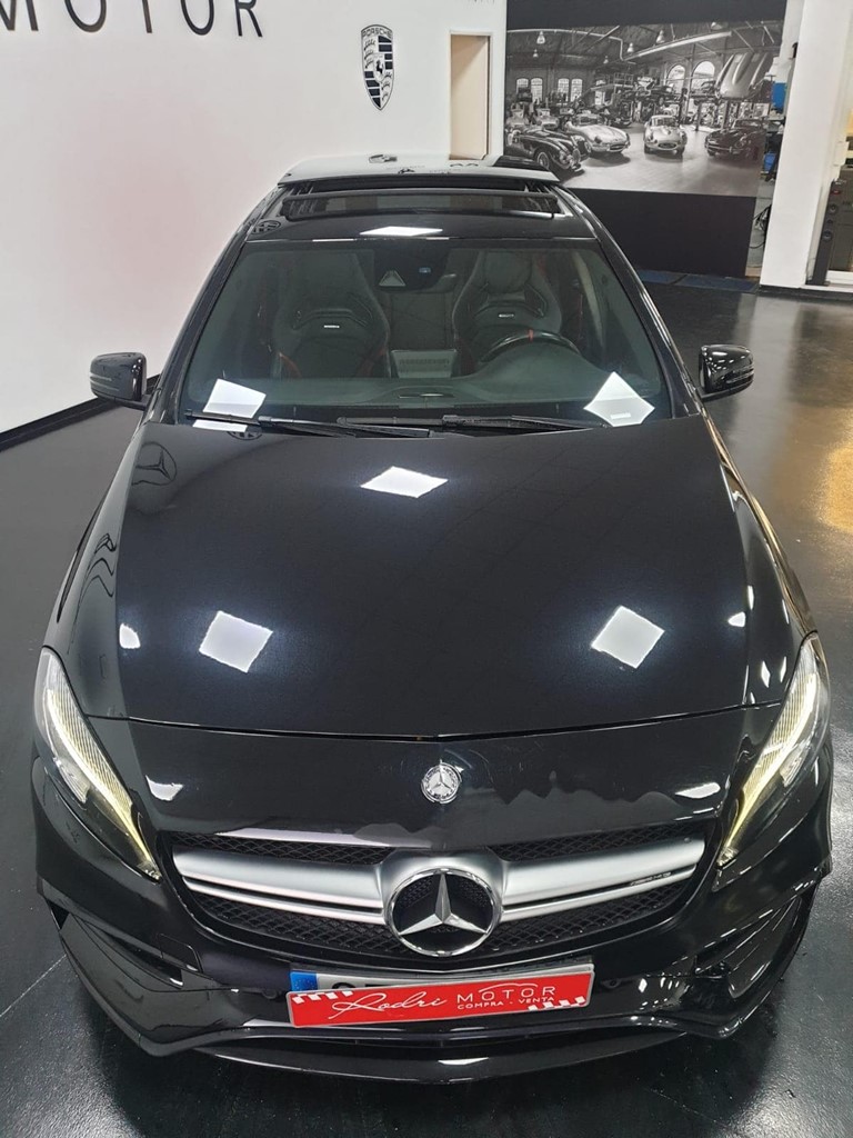 Foto 25 MERCEDES AMG A 45