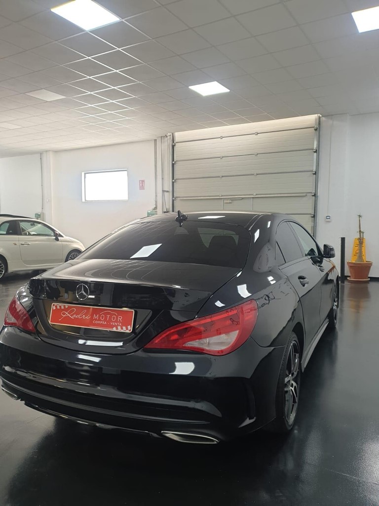 Foto 13 MERCEDES CLA 180D AMG (23.900€)