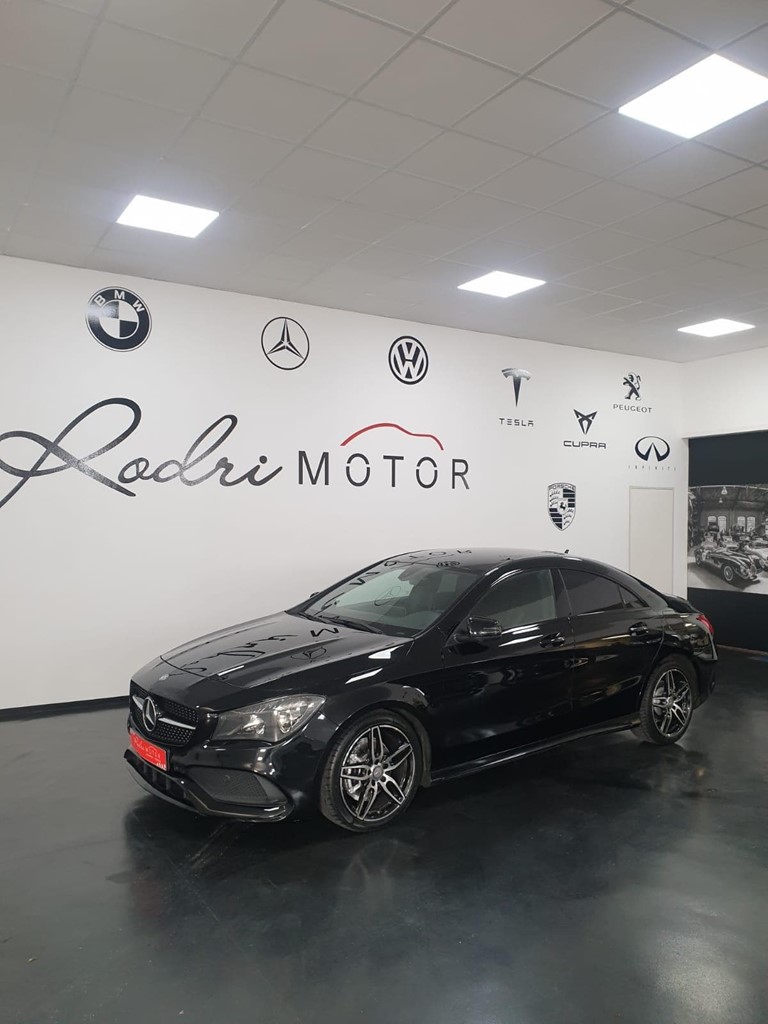 Foto 17 MERCEDES CLA 180D AMG (23.900€)