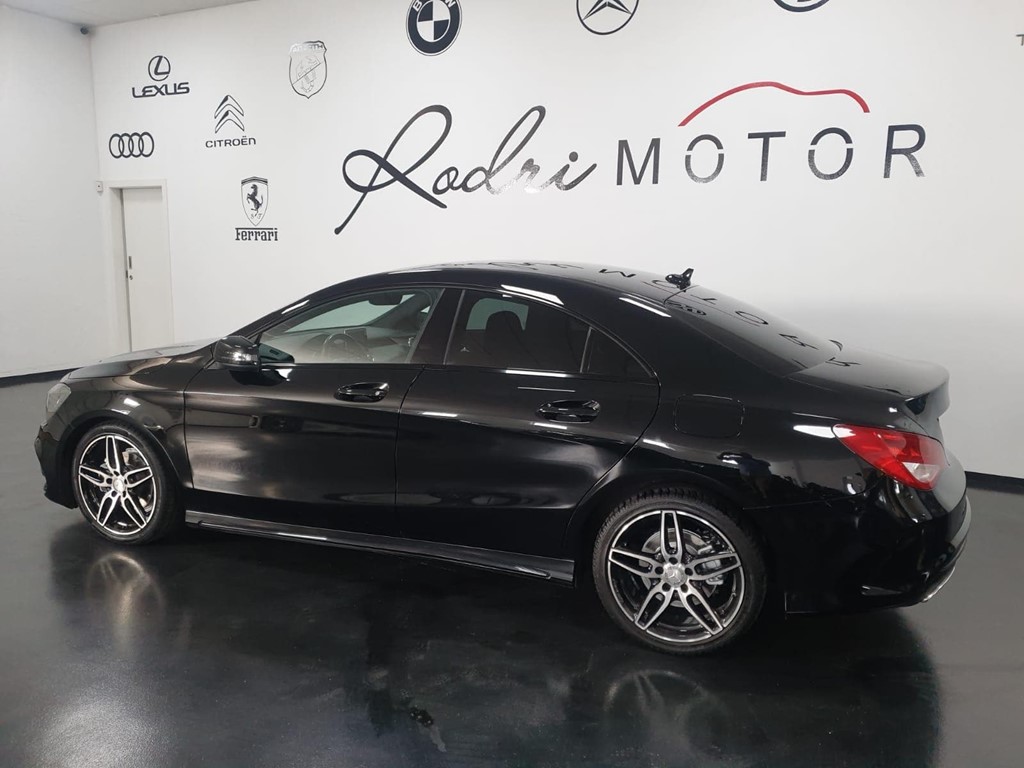 Foto 8 MERCEDES CLA 180D AMG (23.900€)