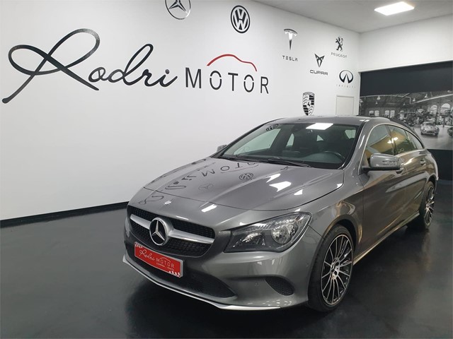 MERCEDES CLA 180D SHOOTING BRAKE