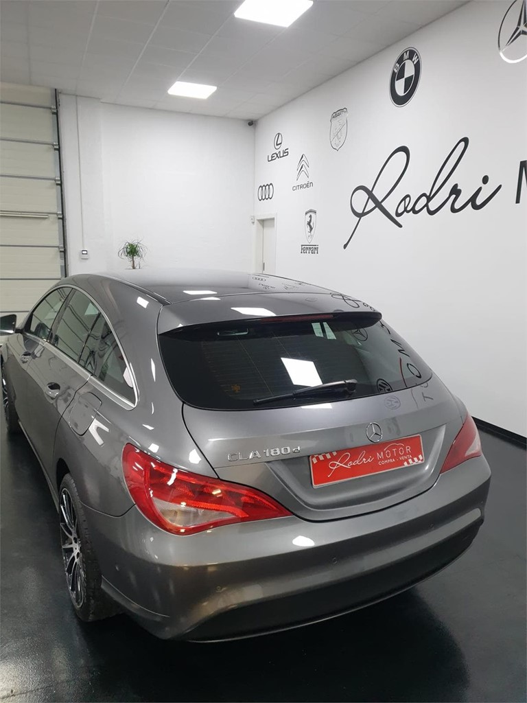 Foto 6 MERCEDES CLA 180D SHOOTING BRAKE