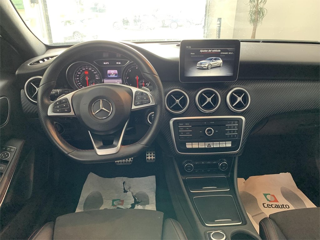 Foto 10 MERCEDES CLASE A 200 AMG 136CV ( 23.500€)