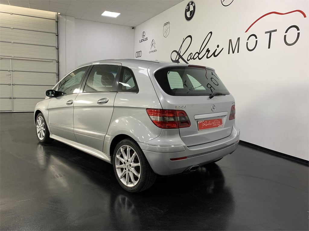 Foto 6 MERCEDES CLASE B 200CDI 140CV