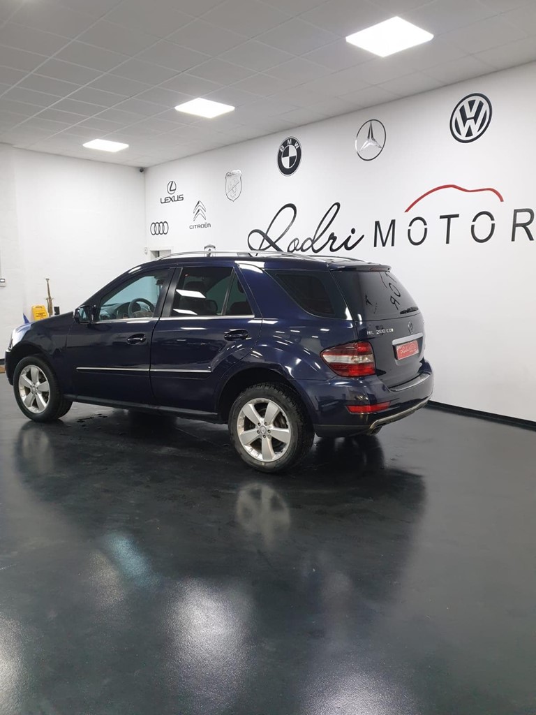 Foto 6 MERCEDES ML 280 16.900€