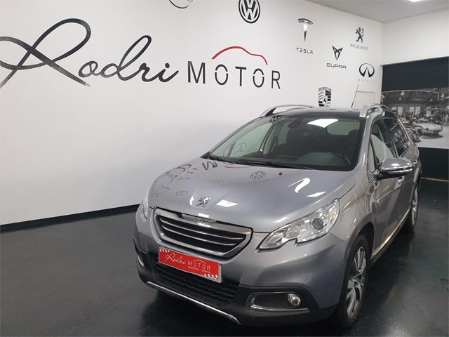 PEUGEOT 2008 ( 14.200€)