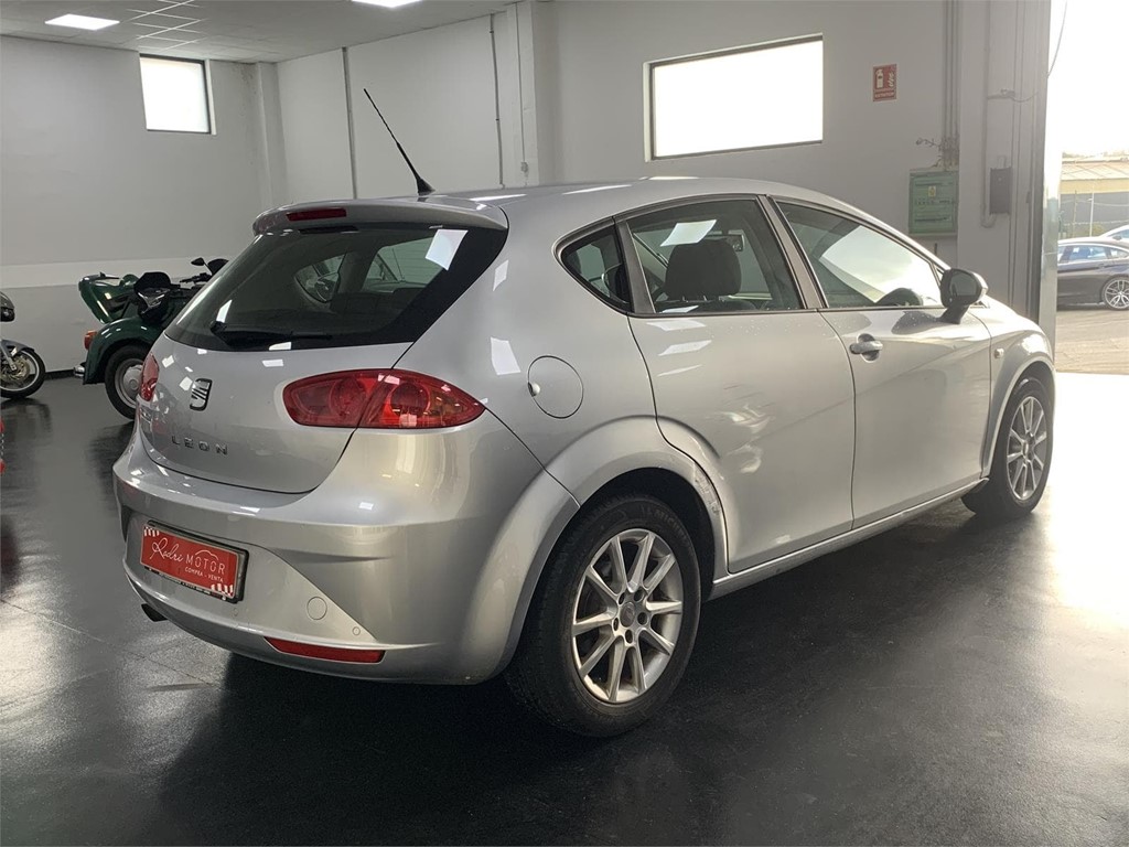 Foto 7 SEAT LEON 1.6 TDI 105