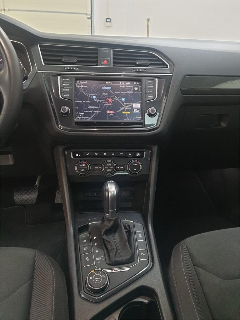 Foto 10 TIGUAN RLINE 2.0
