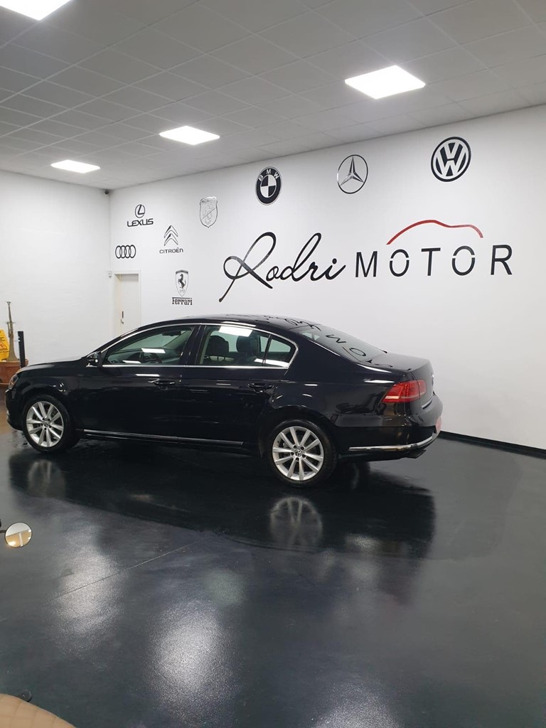 Foto 11 VOLKSWAGEN PASSAT 2.0 TDI 140CV