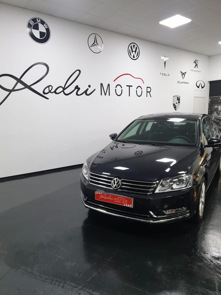 Foto 3 VOLKSWAGEN PASSAT 2.0 TDI 140CV