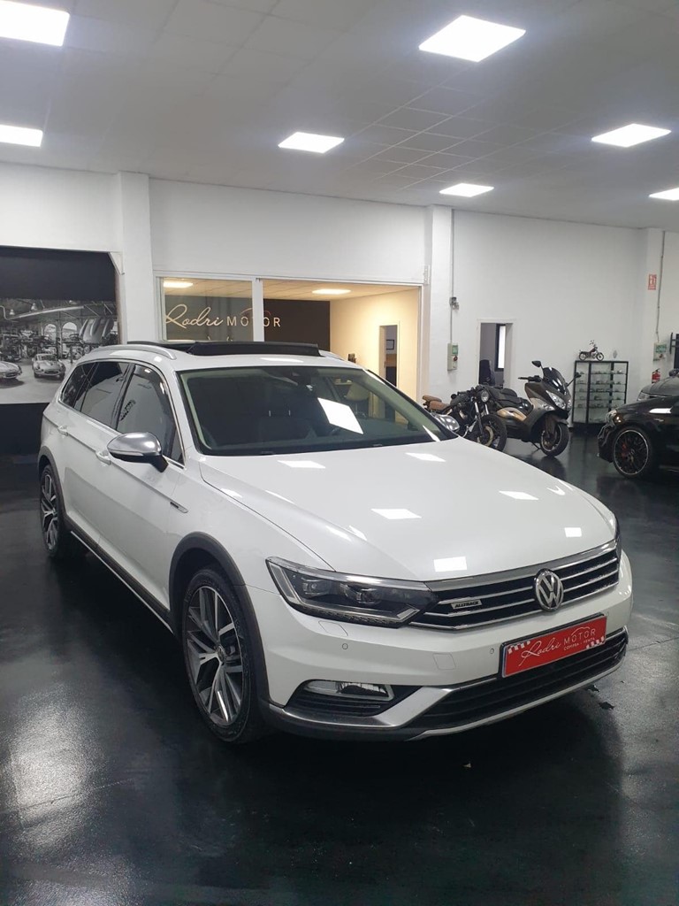 Foto 10 VOLKSWAGEN PASSAT ALL-TRACK 2.0 TDI 240CV