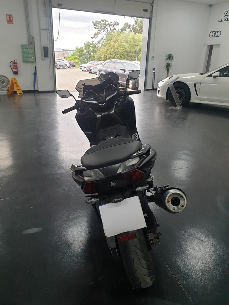 Foto 4 YAMAHA T MAX