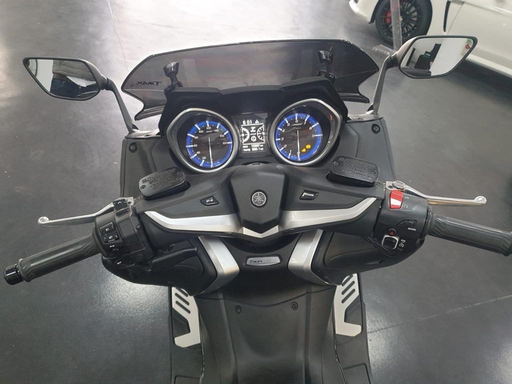 Foto 7 YAMAHA T MAX