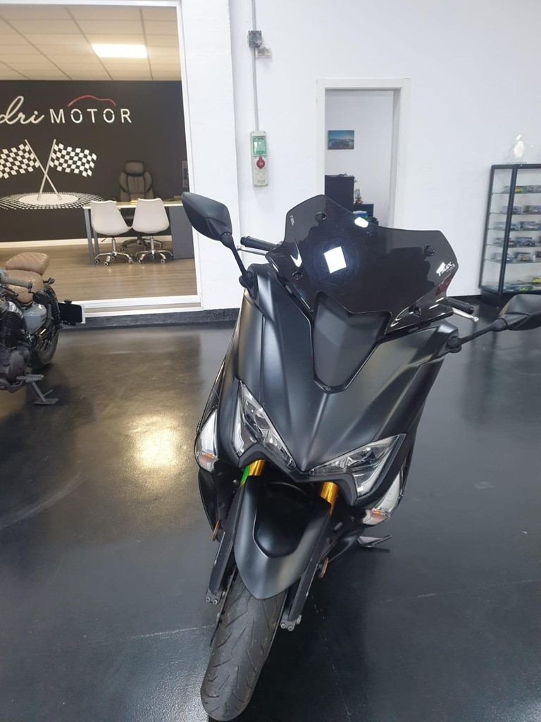 Foto 8 YAMAHA T MAX